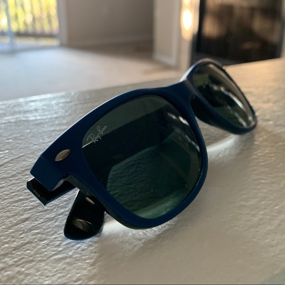 Men’s rayban sunglasses - Picture 3 of 4